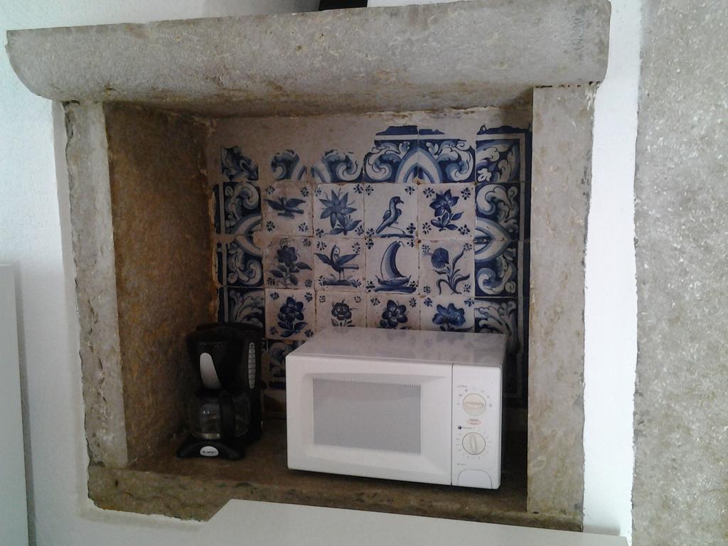 Typical Small House Near Lisbon Oeiras Zimmer foto